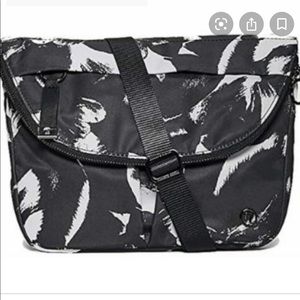 Like New Lululemon All Night Festival Bag 5L